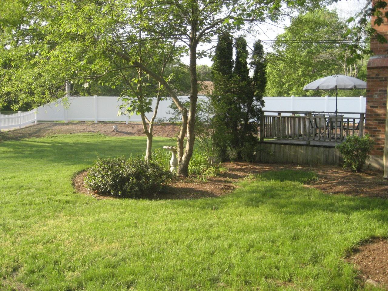 4 Cindys Ln - Photo 2 of 16
