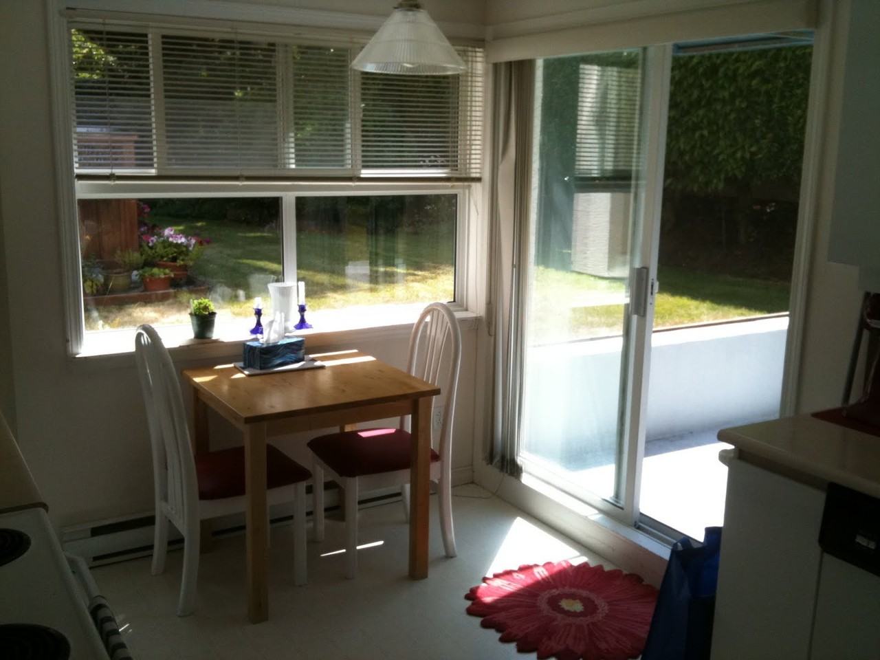 525 Rithet St #103 - Photo 2 of 2