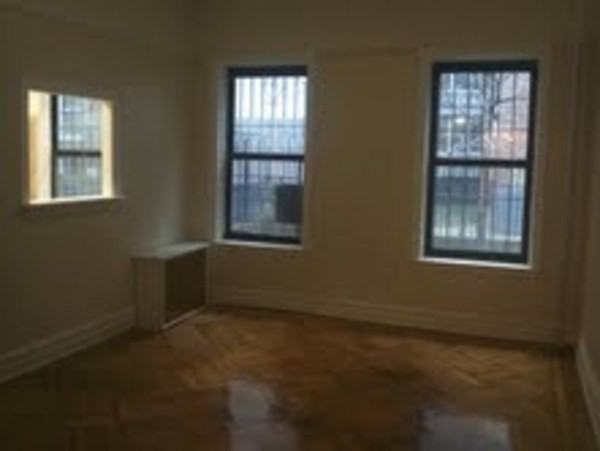 708 Ocean Ave - Photo 3 of 6