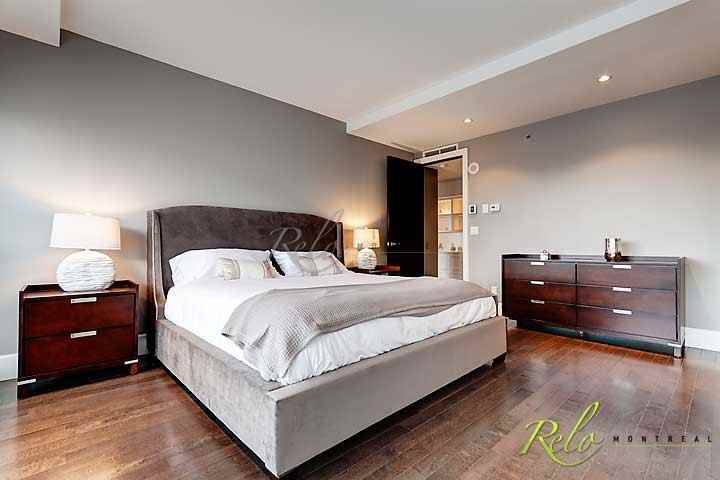 Boulevard de Maisonneuve O #0000