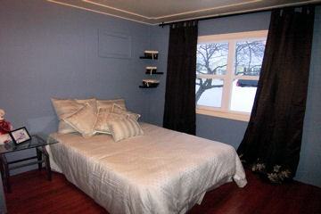 834 Burden St - Photo 3 of 5