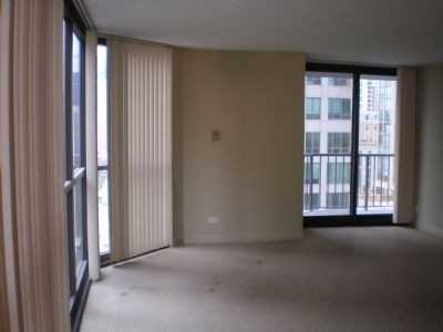 10 W E St #1208 - Photo 2 of 9