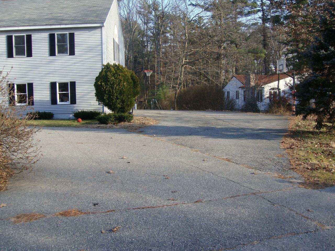 7 Westchester Dr - Photo 2 of 15
