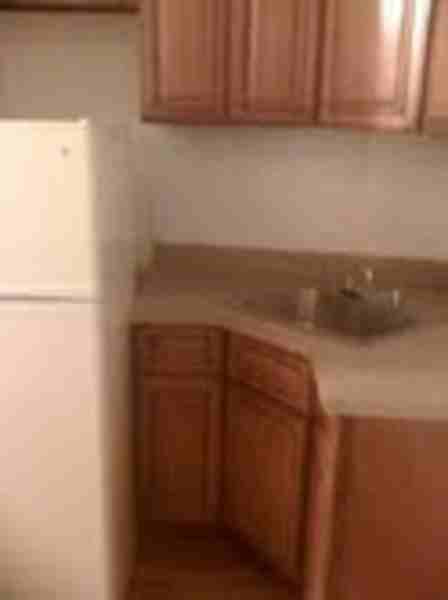 215 33rd St 11 - Photo 2 of 11