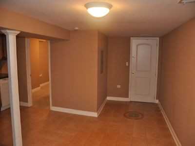 6642 S Kings Ct - Photo 3 of 4