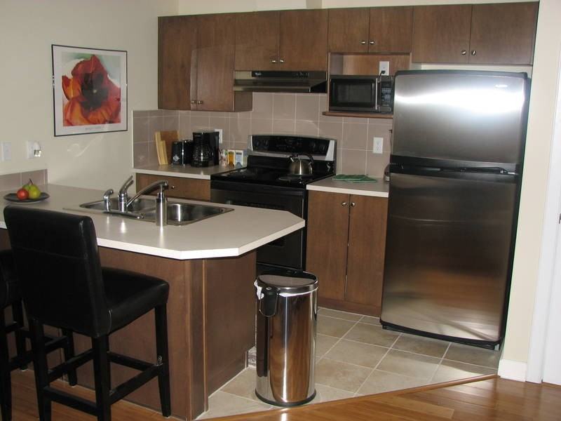 1338 Hollis St - Photo 2 of 6