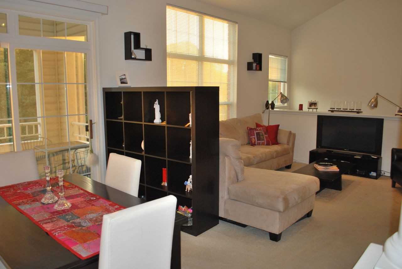 10816 Warfield Pl - Photo 3 of 9