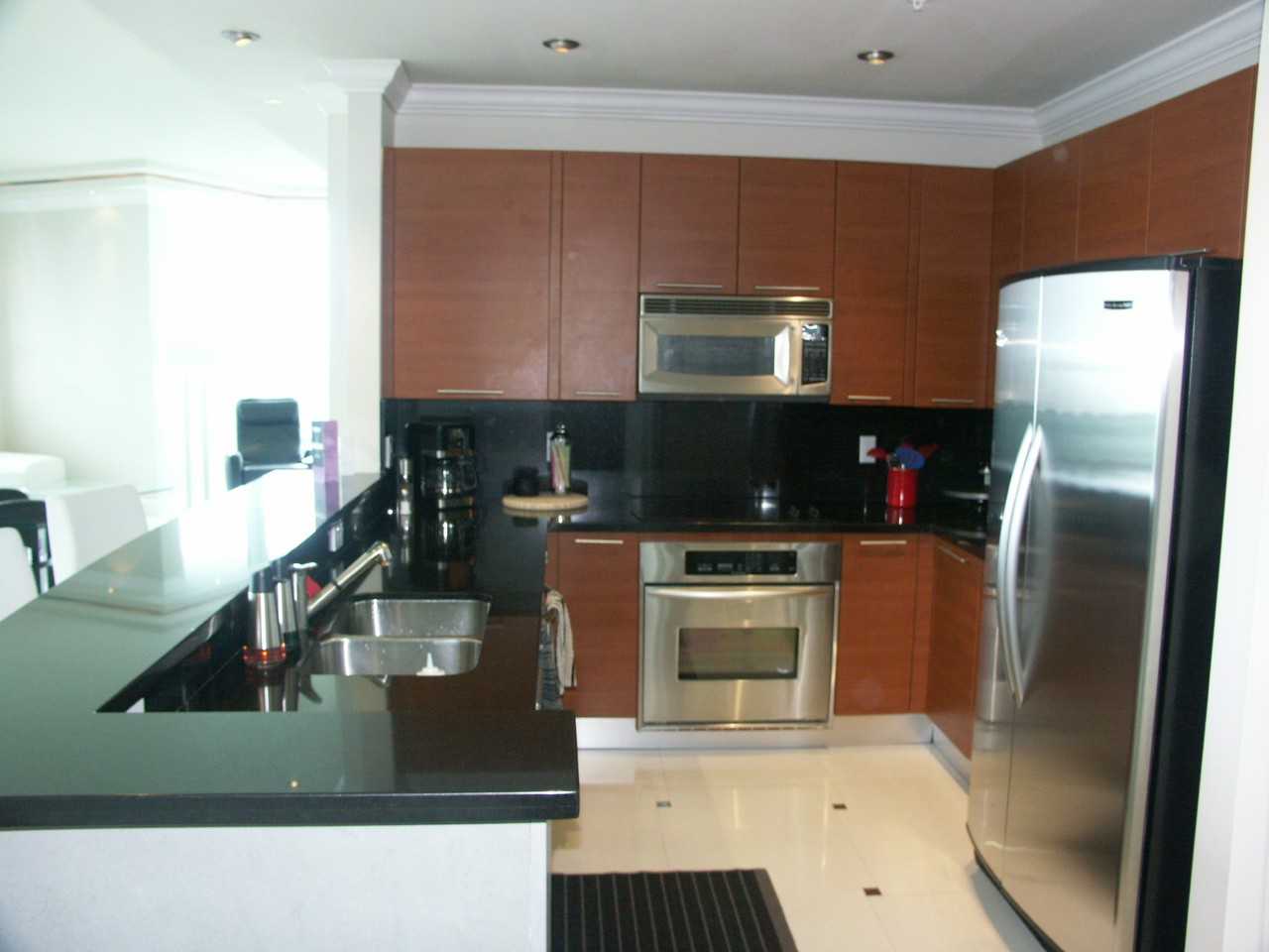 350 SE 3rd Ave - Photo 2 of 13