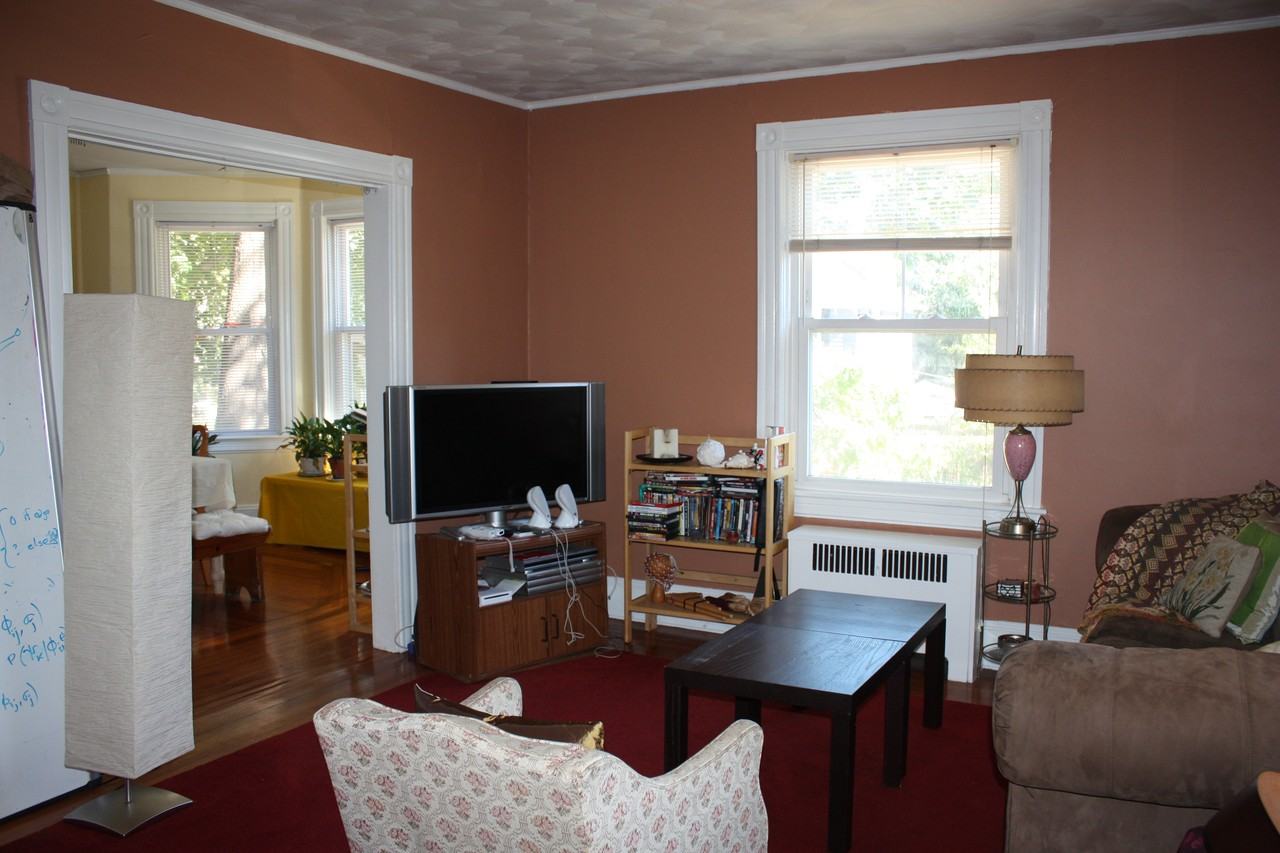 12 Observatory Ave - Photo 3 of 5