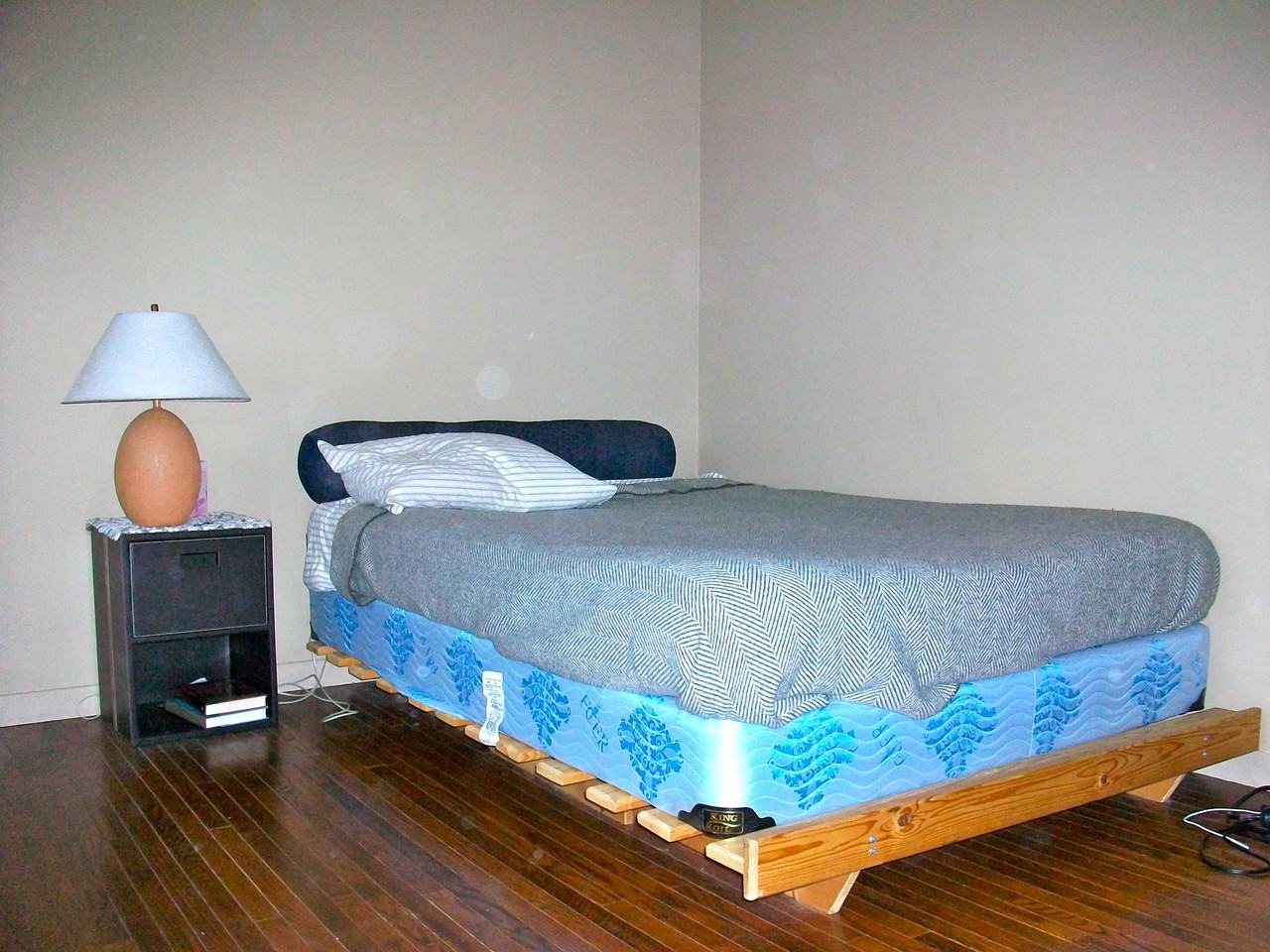 1360 Hastings Dr - Photo 2 of 2