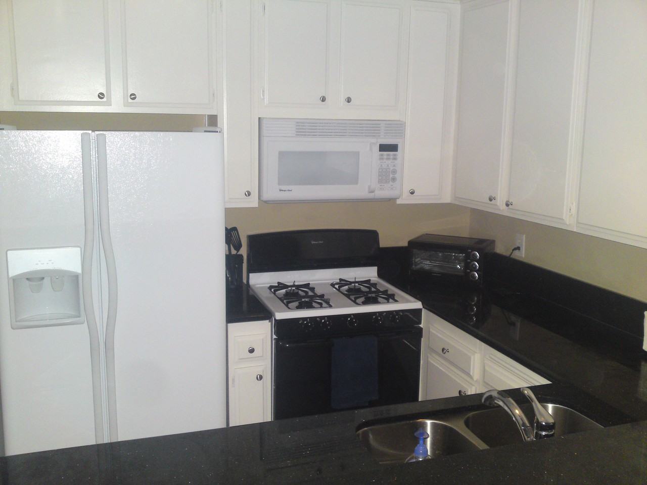 7225 Shoup Ave - Photo 2 of 4