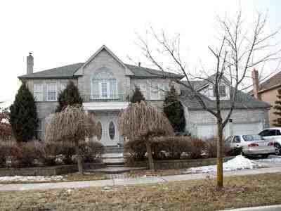 3 Colonel Bertram Rd - Photo 3 of 18