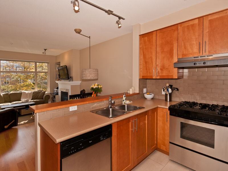 2083 W 33rd Ave - Photo 3 of 8