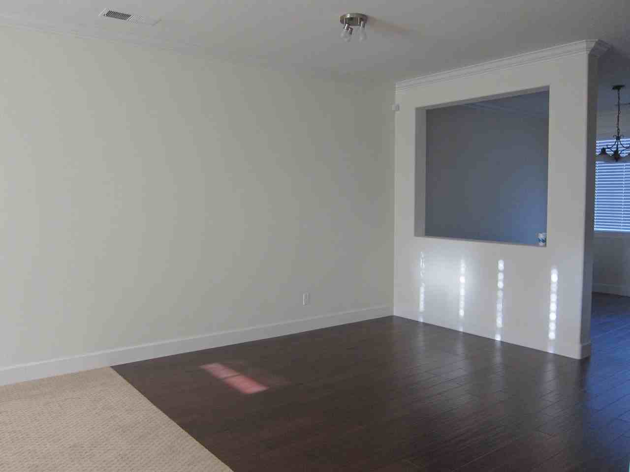 1020 Jena Terrace - Photo 3 of 4