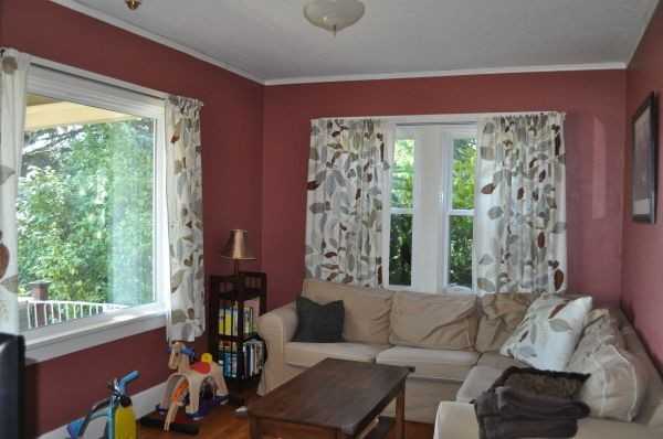 9685 NW Roseway Ave - Photo 2 of 8