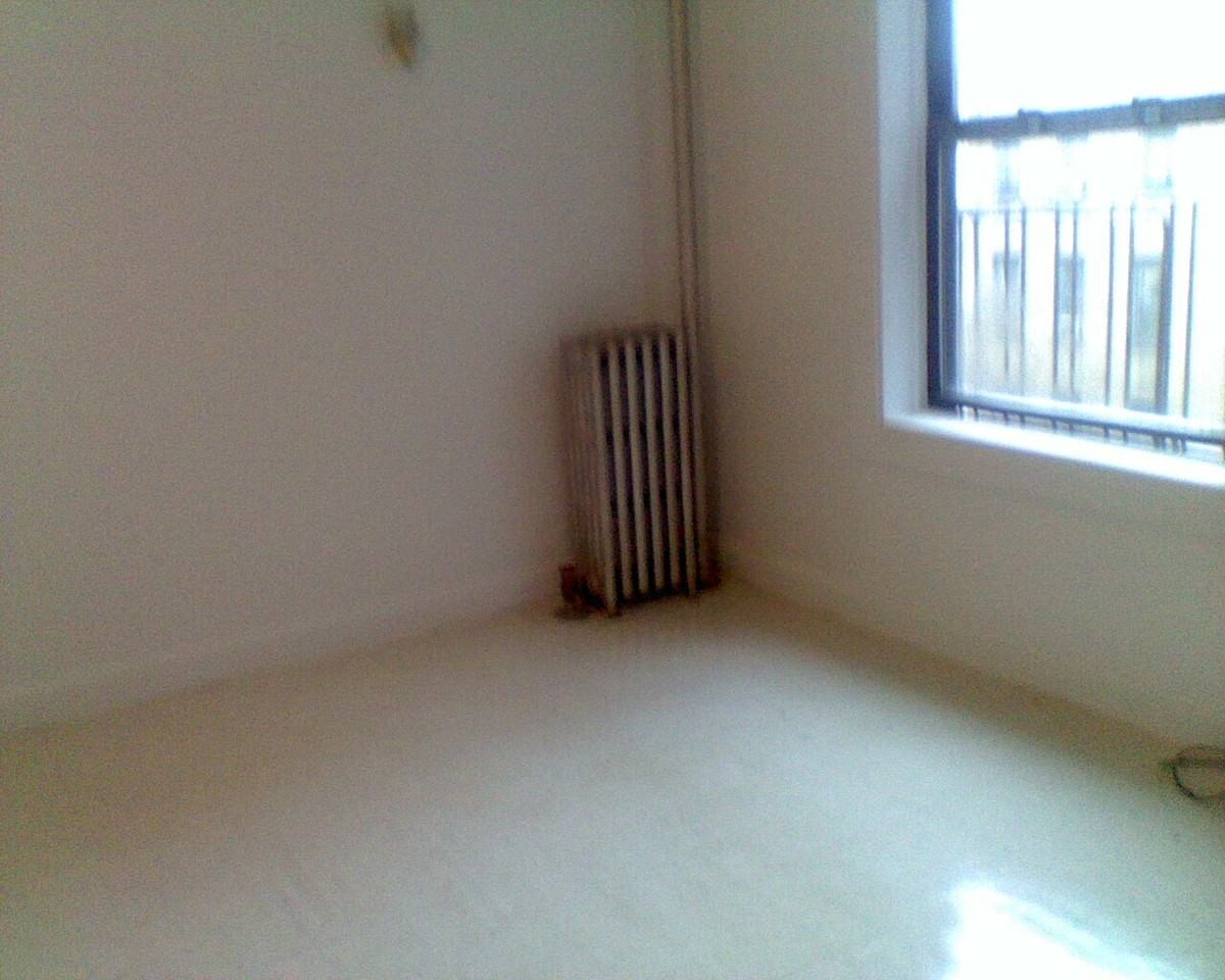 2600 Bailey Ave 54 - Photo 3 of 4