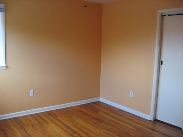 1431 Danby Rd - Photo 2 of 4