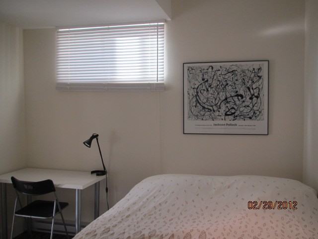 561 Montroyal Blvd - Photo 3 of 9