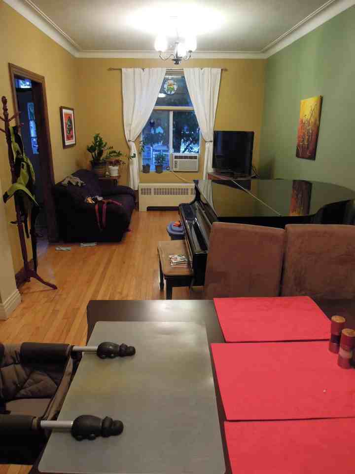 345 Rue Argyle - Photo 2 of 9
