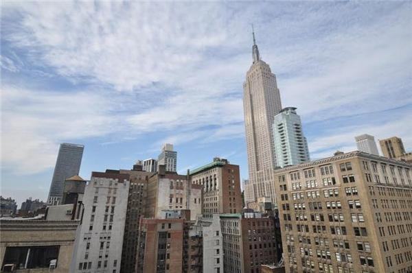 121 Madison - Photo 3 of 12