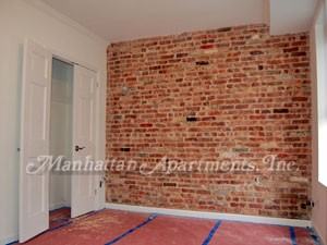 495 E 11th St 18 - Photo 2 of 6