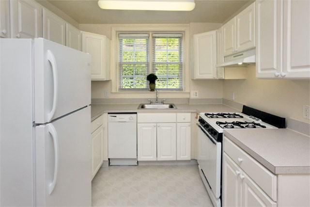 3111 20th St N - Photo 3 of 7