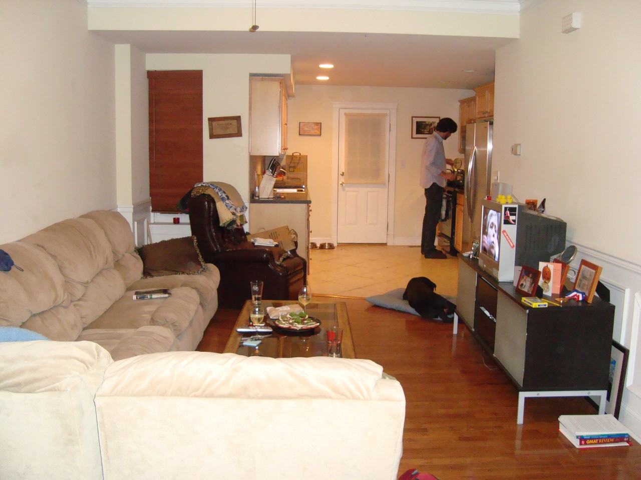 916 S 25th St - Photo 2 of 8