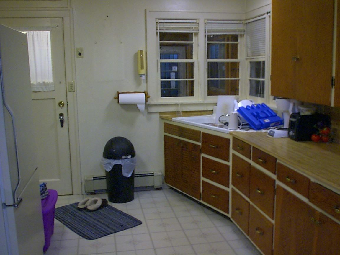 10707 34th Ave E - Photo 3 of 5