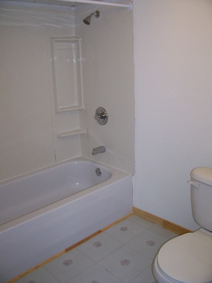 106 Rue Fraser #A - Photo 3 of 6