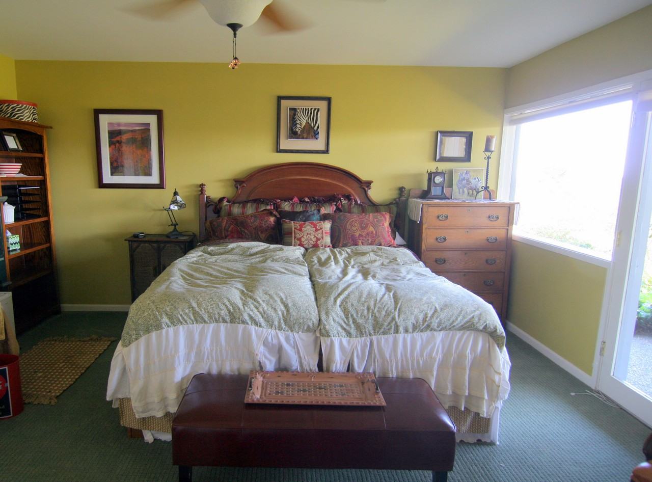 1727 Valley View Ave - Photo 2 of 8