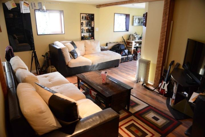 3280 Linwood Ave - Photo 3 of 4