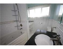 107 Roywood Dr - Photo 2 of 8