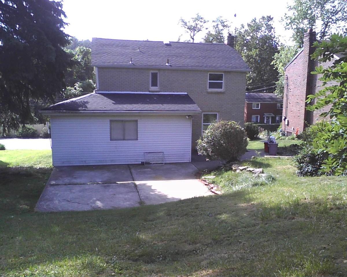 8021 Aber Rd - Photo 2 of 10