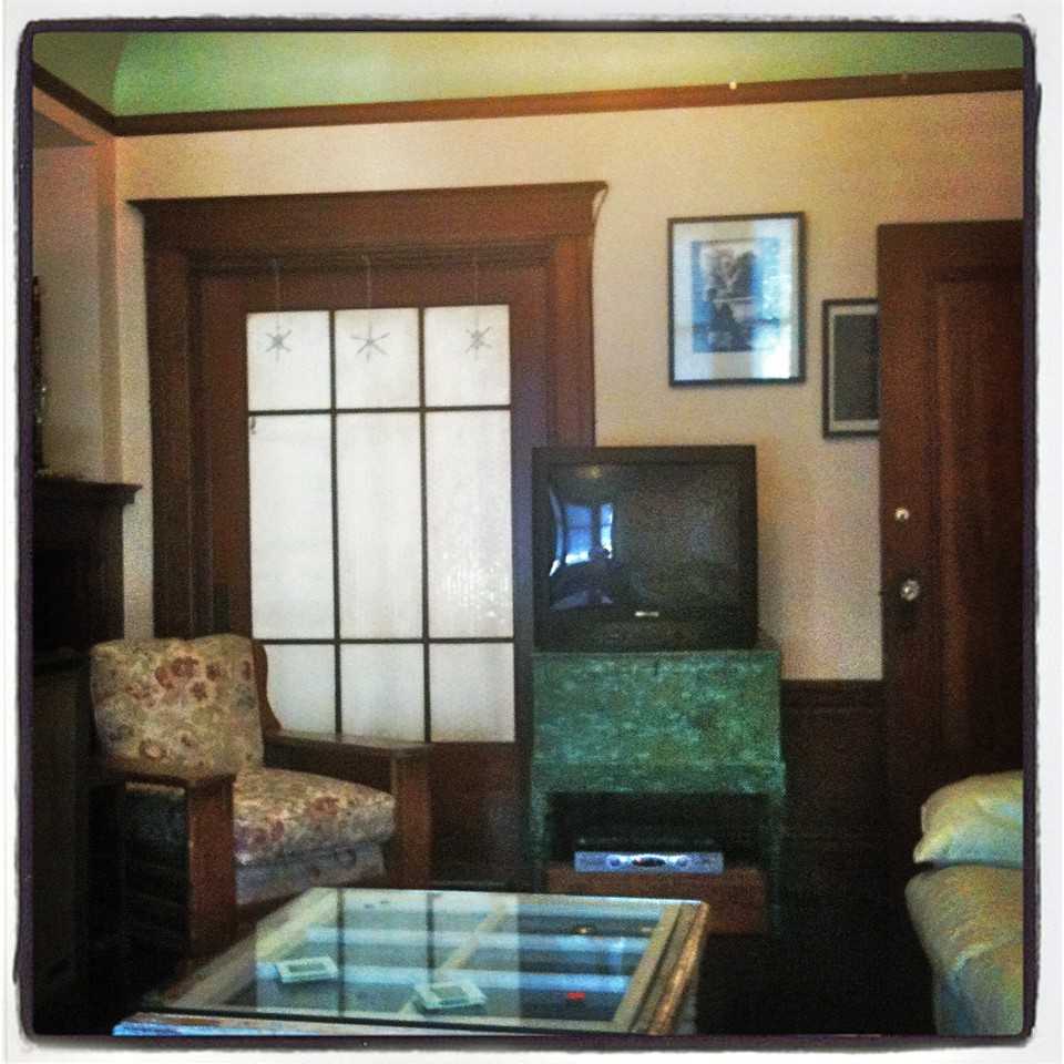 427 Frederick St A - Photo 3 of 5