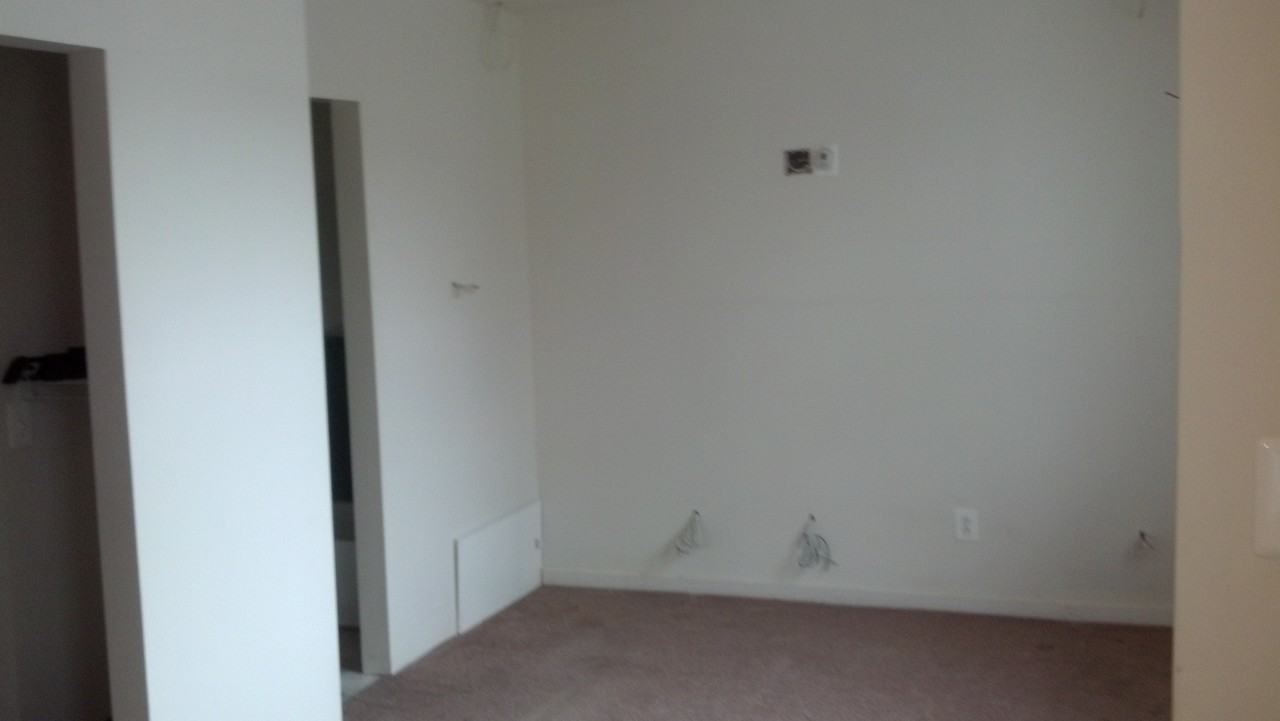 1800 E 33rd St - Photo 2 of 5