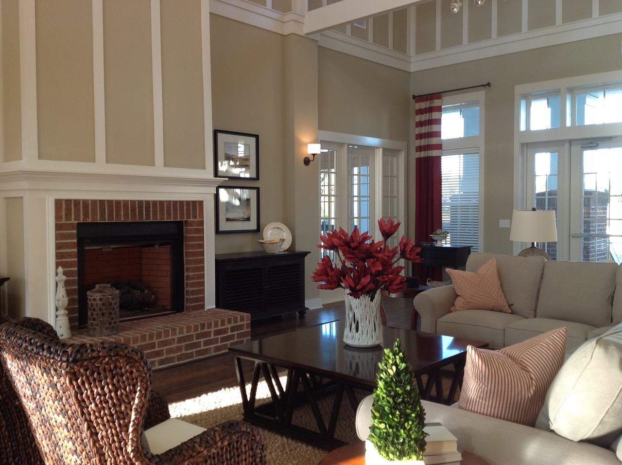 480 Seven Farms Drive - Photo 2 of 5