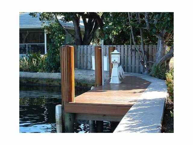 1415 SE 11th Ct - Photo 2 of 13