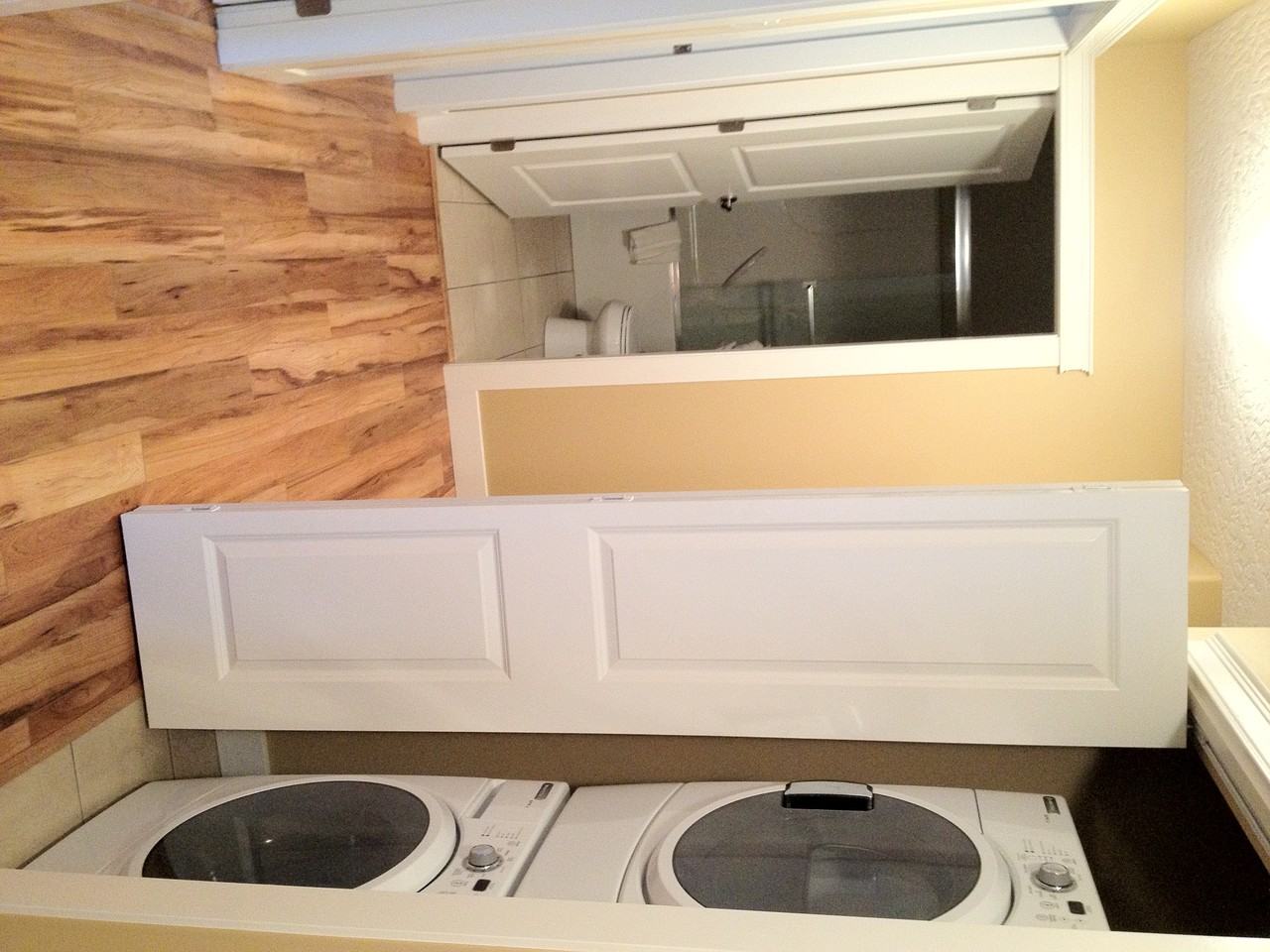 2402 Setchfield Ave - Photo 2 of 4