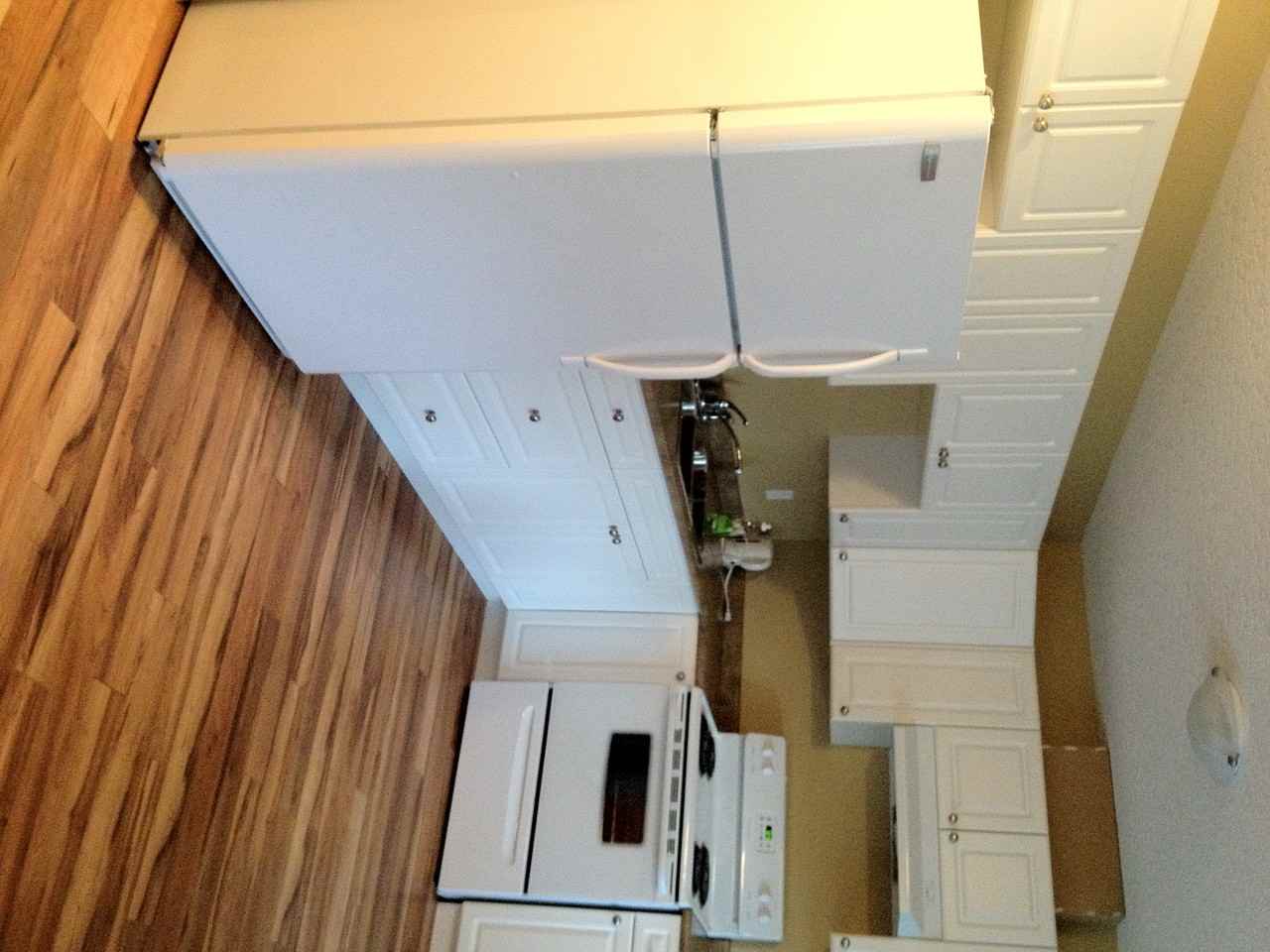 2402 Setchfield Ave - Photo 3 of 4