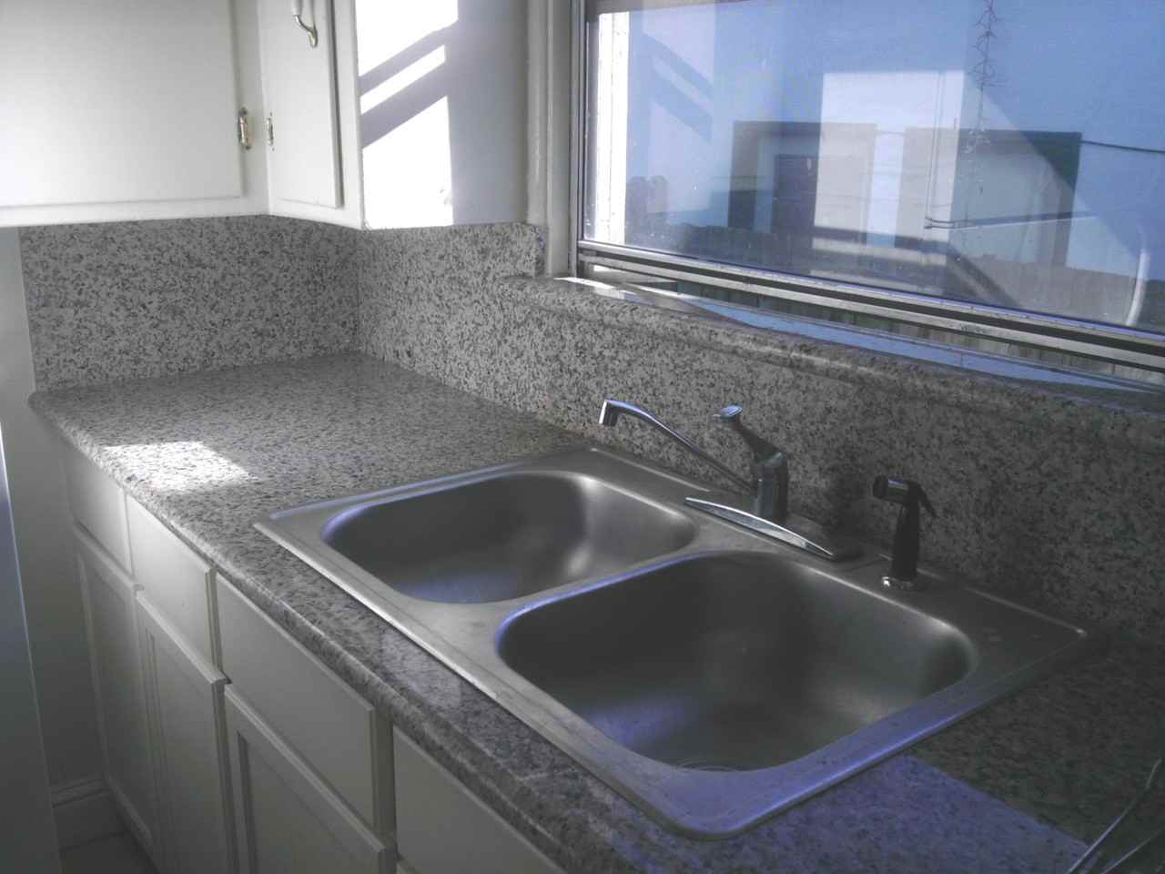 61 Murdock St - Photo 2 of 7