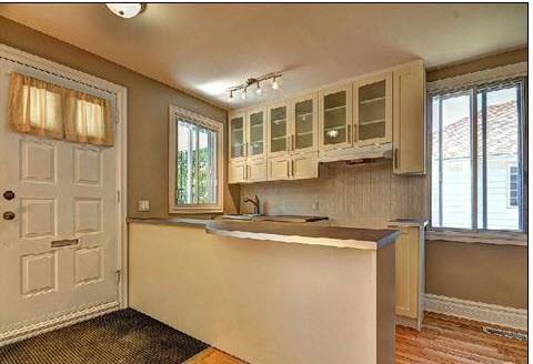 983 3e Avenue - Photo 2 of 11