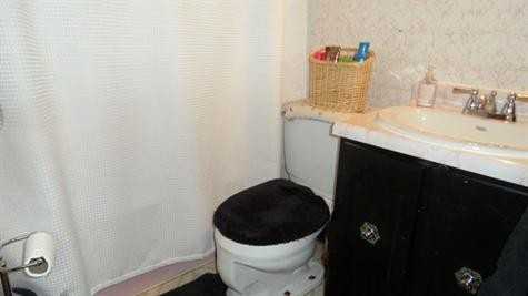 152 Victoria Rd - Photo 3 of 13