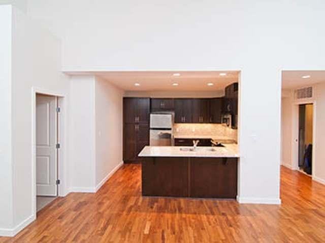 3301 Skaha Lake Rd - Photo 2 of 7