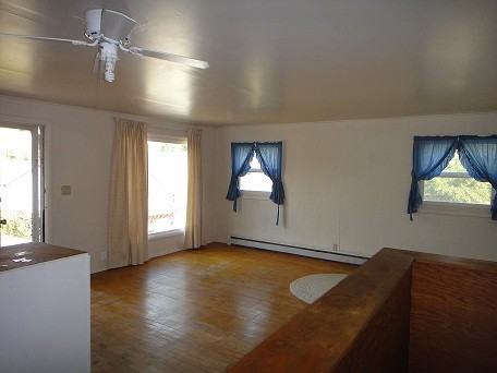 1077 Cottonwood St - Photo 2 of 3