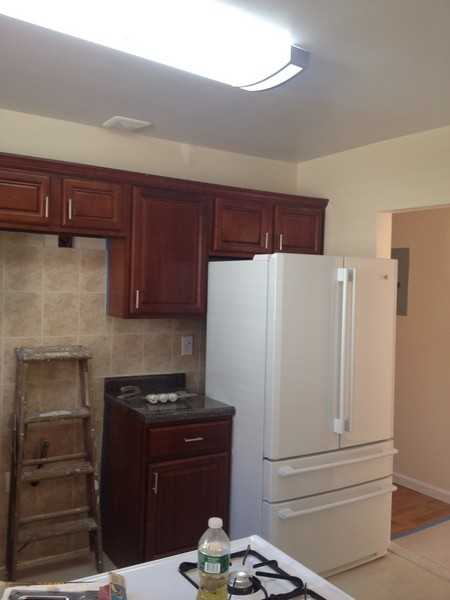 149 E 37th St - Photo 2 of 6