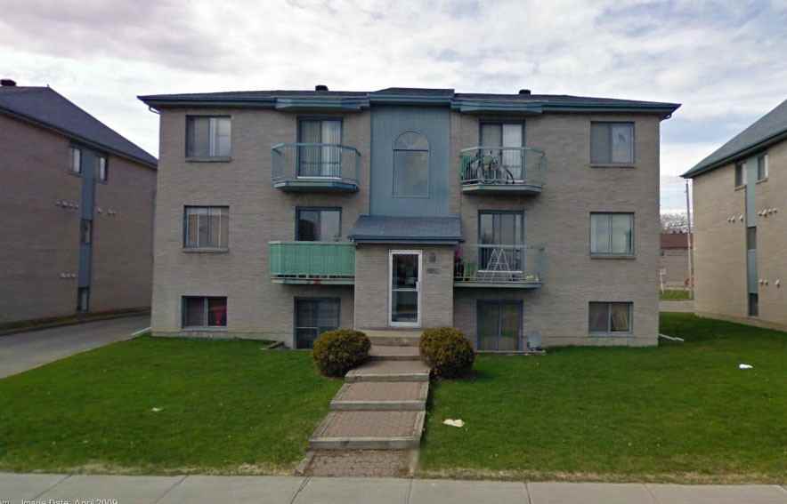 14767 Rue Lirette, Pierrefonds, QC H9H 5C8, Canada 2 unit Rentals