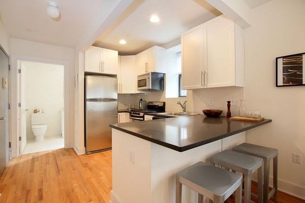 309 150th Ave SE - Photo 3 of 5