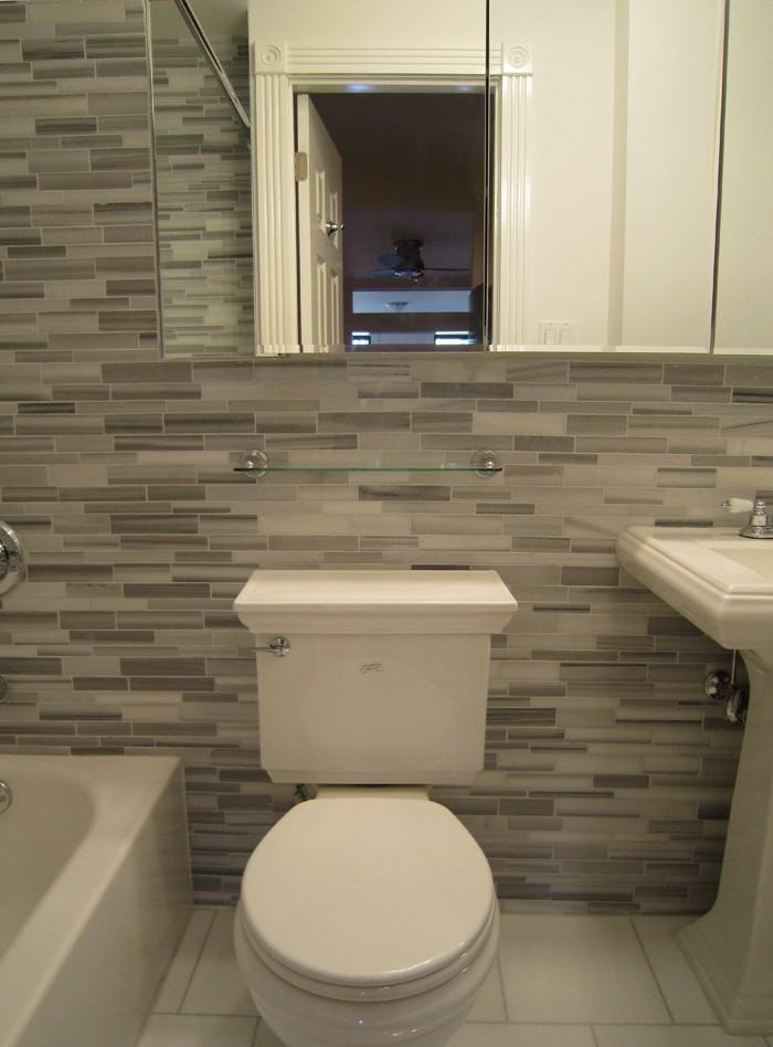 326 E 35th St 25 - Photo 3 of 3