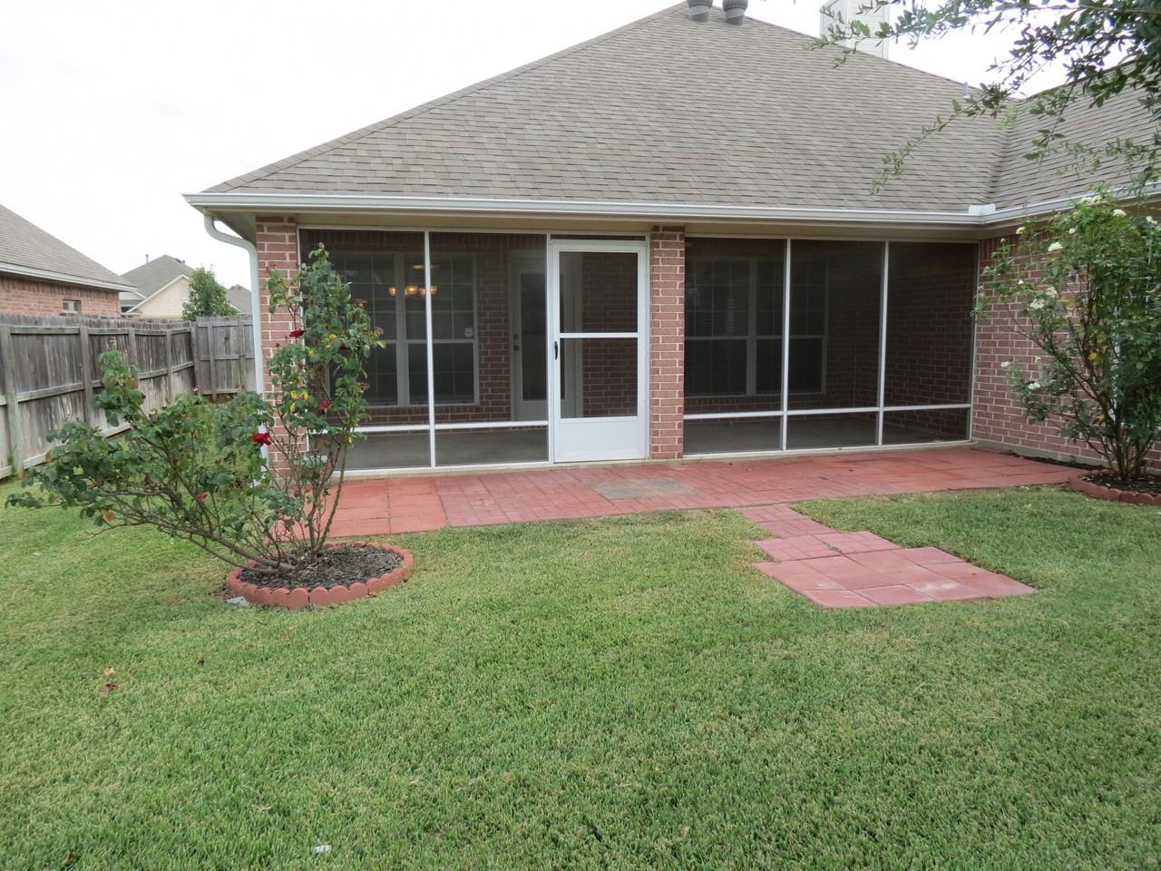 107 Rugen Ln - Photo 2 of 15