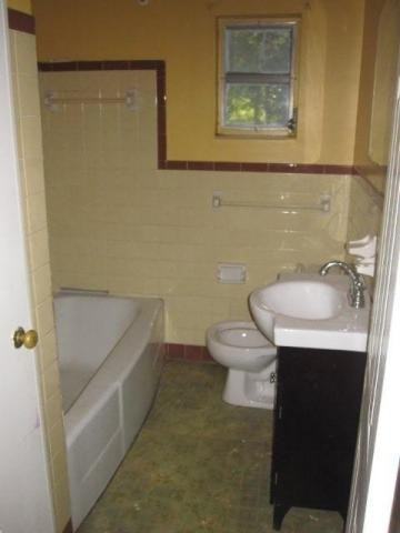 2415 Wakulla Ave #1 - Photo 3 of 8